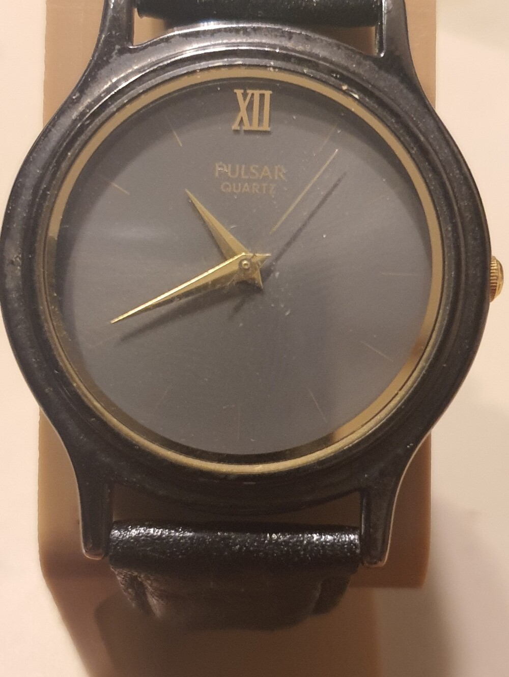 Vtg Pulsar Quartz Black/Goldtone Leather Men's Watch